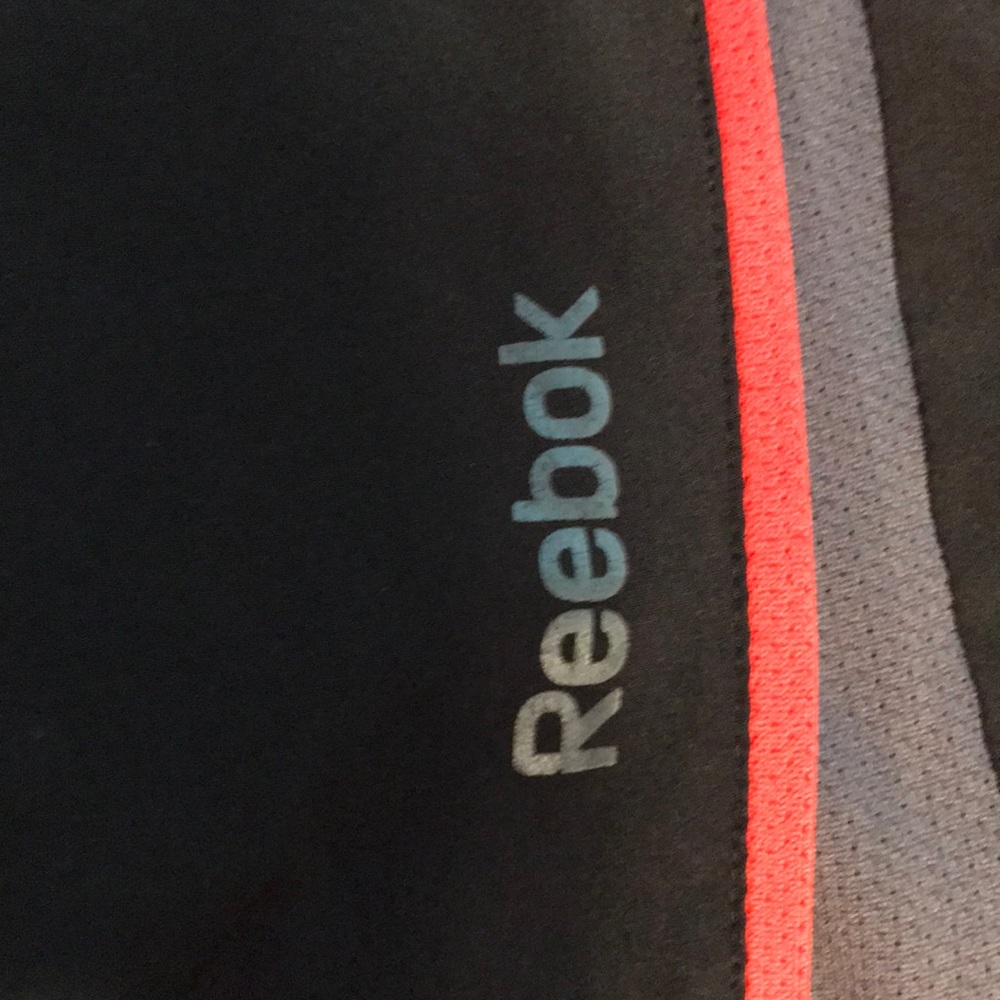 Boys Reebok Adjustable Waistband shorts small - Picture 7 of 8